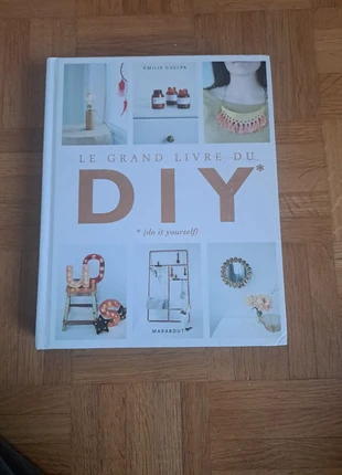 Le grand Livre du DIY do it yourself, état: Très bon état, 4,00 €, 4,90 € Protection acheteurs incluse