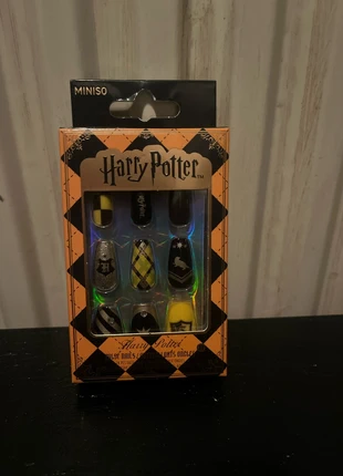 Harry Potter press nails, merk: Harry Potter, staat: Nieuw met prijskaartje, € 7,50, € 8,58 inclusief Kopersbescherming