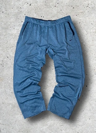 Nike Vintage Track Pants XL Grau/ Grey Trainingshose Jogginghose Joggers Y2K Men‘s Herren, marke: Nike, zustand: Sehr gut, größe: XL, 39,99 €, 42,69 € inklusive Vinted-Käuferschutz