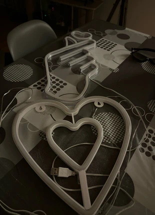 Néon Lumineux, marque: Lumineux, état: Neuf sans étiquette, 20,00 €, 21,70 € Protection acheteurs incluse