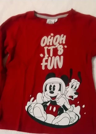 T-shirt manche longue garçon taille 6 ans Disney, marque: Disney, état: Très bon état, taille: 6 ans / 116 cm, 2,00 €, 2,80 € Protection acheteurs incluse