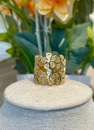Bague dorée ajourée – fleurs délicates – élégante et tendance, brand: Tendance, condition: Very good, size: Adjustable, €11.90, €13.20 includes Buyer Protection Pro