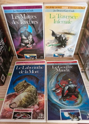 Lot 4 livres dont vous êtes le héros, état: Bon état, 50,00 €, 53,20 € Protection acheteurs (Pro) incluse