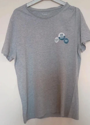 T-shirt jules taille M imprimé, marca: Jules, estado: Muito bom, tamanho: M, €1.50, €2.28 inclui Proteção do Comprador