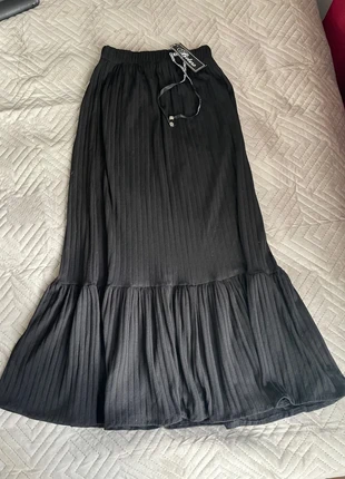 Jupe femme, état: Neuf avec étiquette, taille: M / 38 / 10, 7,00 €, 8,05 € Protection acheteurs incluse