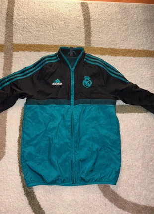 Veste réal Madrid rétro collection, marque: adidas, état: Neuf avec étiquette, taille: XS, 55,00 €, 58,45 € Protection acheteurs incluse