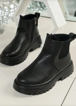 Botas cortas negras de suela ancha /Black chunky sole ankle boots, marque: Local, état: Neuf sans étiquette, taille: 36, 18,00 €, 19,60 € Protection acheteurs incluse