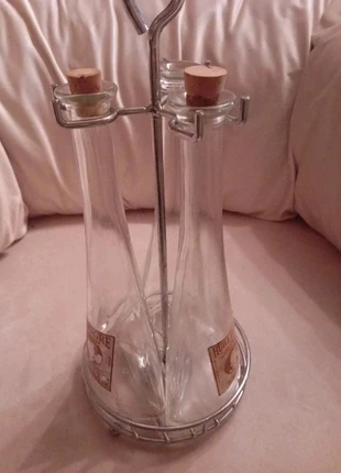 🎀🌸superbe huilier vinaigrier en verre et son support vintage excellent état, brand: Vintage Chic, condition: Very good, €15.00, €16.45 includes Buyer Protection