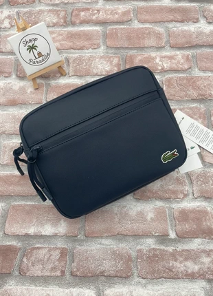 Sacoche Lacoste marine (Reporter Bag), marque: Lacoste, état: Neuf avec étiquette, 55,00 €, 58,45 € Protection acheteurs (Pro) incluse