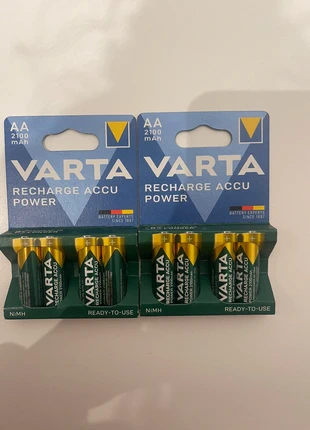 Lot de 2 Piles rechargeable VARTA, brand: VARTA, condizioni: Nuovo con cartellino, €20.00, €21.70 include la Protezione acquisti