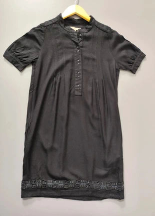 Robe Sandro noir taille S en très bon état, brand: Sandro, condition: Very good, size: S / 36 / 8, €25.00, €26.95 includes Buyer Protection