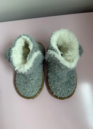 Chausson fourré à ponpon, marque: Saxo Blues, état: Très bon état, taille: 23, 1,00 €, 1,75 € Protection acheteurs incluse