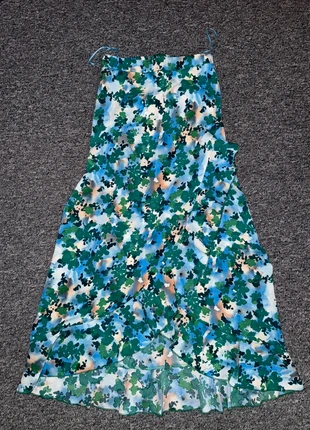 Barely worn maxi frill skirt – Size UK 6, marque: Girl in Mind, état: Très bon état, taille: XS / 34 / 6, 10,00 €, 11,20 € Protection acheteurs incluse