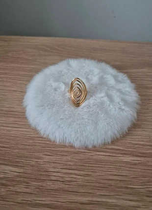 Bague femme spirale dorée acier inoxydable neuve, marke: Boutique indépendante, zustand: Neu, größe: Größenverstellbar, 9,50 €, 10,68 € inklusive Vinted-Käuferschutz
