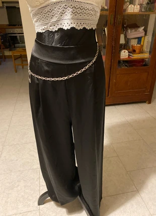 pantaloni neri, marke: NERI, zustand: Sehr gut, größe: Einheitsgröße, 2,00 €, 2,80 € inklusive Vinted-Käuferschutz