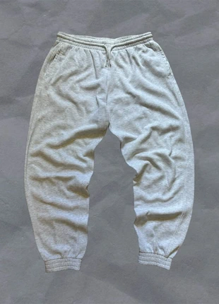 Jogginghose H&M, brand: H&M, condizioni: Ottime, taglia: S / IT 40 / EU 36, €8.00, €9.10 include la Protezione acquisti