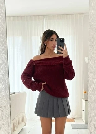 Pull bordeaux épaules nues, marke: Nordhollow, zustand: Sehr gut, größe: M / 38 / 10, 52,00 €, 55,30 € beinhaltet Vinted-Käuferschutz Pro