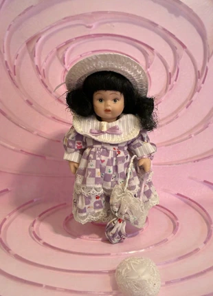 Poupée porcelaine collection 16cm articulée chapeau vintage, condition: Very good, size: 5 years / 110 cm, €4.25, €5.16 includes Buyer Protection