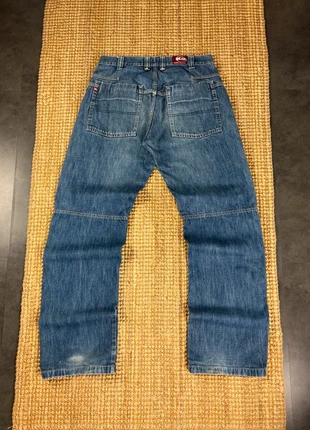 Jean Droit Large Bleu Effet Délavé Quiksilver Vintage Y2K 2000s Taille 30, marque: Quiksilver, état: Très bon état, taille: W30 | FR 40, 40,00 €, 42,70 € Protection acheteurs (Pro) incluse