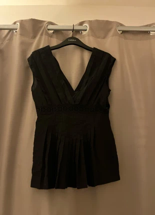 top cintré noir décolleté plongeant, brand: BCBGMAXAZRIA, condition: Very good, size: S / 36 / 8, €15.00, €16.45 includes Buyer Protection