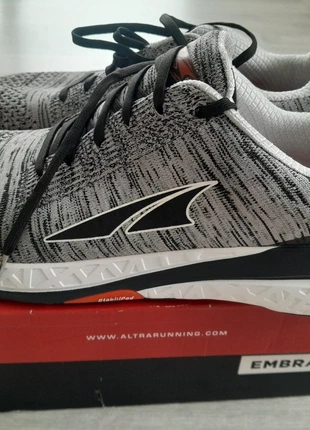 Chaussures running, marque: Altra, état: Neuf sans étiquette, taille: 45, 90,00 €, 95,20 € Protection acheteurs (Pro) incluse