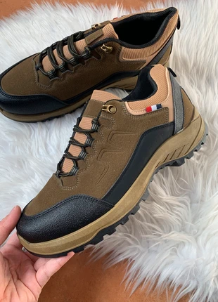 Zapatillas senderismo número 41, estado: Nuevo con etiquetas, tamaño: 41, 24,00 €, 25,90 € Protección al comprador incluida