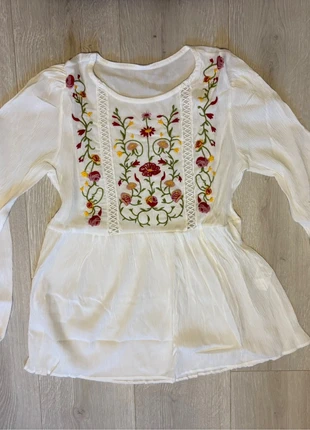 Blouse fleurie, marke: Zara, zustand: Neu, größe: M / 38 / 10, 5,00 €, 5,95 € inklusive Vinted-Käuferschutz