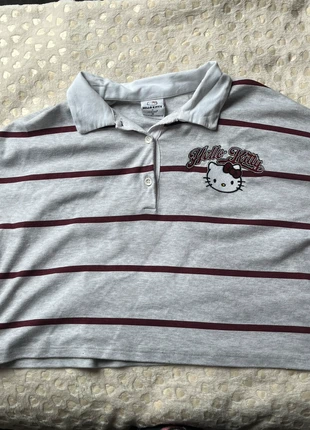 Hello kitty shirt, marque: Primark, état: Neuf sans étiquette, taille: M, 2,00 €, 2,80 € Protection acheteurs incluse