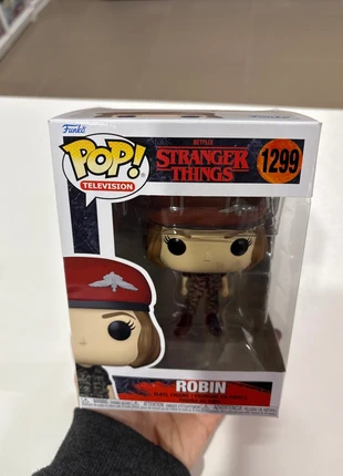 Funko Pop Robin Stranger Things, brand: Funko Pop, condizioni: Nuovo con cartellino, taglia: Taglia unica, €15.00, €16.45 include la Protezione acquisti