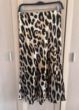 Falda Leopardo H&M, marque: H&M, état: Neuf avec étiquette, taille: S / 36 / 8, 8,00 €, 9,10 € Protection acheteurs incluse