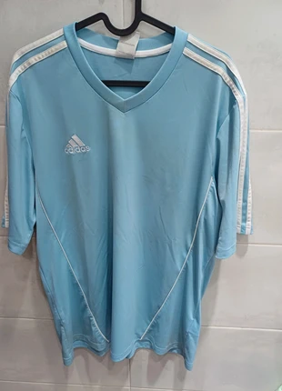 Camiseta adidas, marca: adidas, estado: Muy bueno, tamaño: L, 12,00 €, 12,60 € Protección al comprador incluida