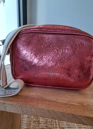 Sac en bandoulière cuir rose irisé femme Marque Lancaster vendu avec totebag excellent état, marca: Lancaster, estado: Muito bom, €60.00, €63.70 inclui Proteção do Comprador