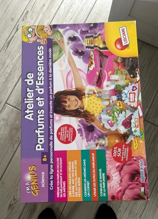 Atelier parfum, marque: Atelier, état: Bon état, taille: 8 ans / 128 cm, 3,00 €, 3,85 € Protection acheteurs incluse