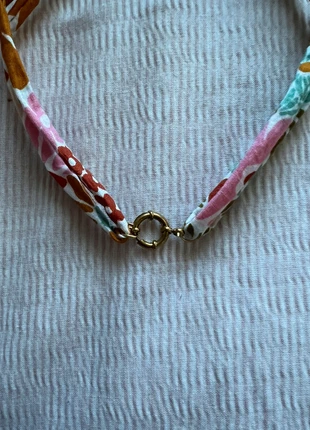 collier tissu, marke: June, zustand: Neu, mit Etikett, 10,00 €, 11,20 € inklusive Vinted-Käuferschutz