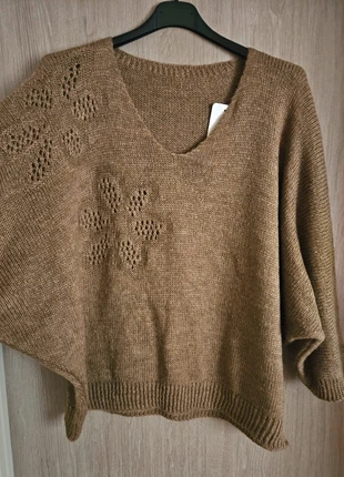 💞Joli pull doux oversize manches 3/4 chauve souris - Taille unique - Made in ltaly💞, merk: Boutique Parisienne, staat: Heel goed, maat: XL / 42 / 14, € 29,00, € 31,15 inclusief Kopersbescherming Pro