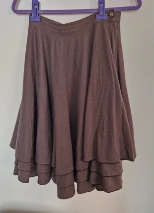 Gonna midi International, marque: International, état: Bon état, taille: S / 36 / 8, 15,00 €, 16,45 € Protection acheteurs incluse