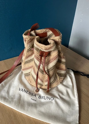 Sac femme, marque: Vanessa Bruno, état: Très bon état, 55,00 €, 58,45 € Protection acheteurs incluse