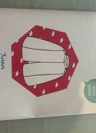 Patron de la cape TUNER. Taille 34-46, marque: les patronnes, état: Neuf sans étiquette, 13,00 €, 14,35 € Protection acheteurs incluse