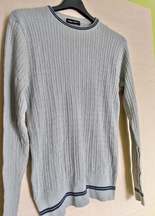 Pullover uomo grigio intrecciato tg M
Dark Code, marca: Vintage Dressing, estado: Muito bom, tamanho: M, €8.00, €9.10 inclui Proteção do Comprador