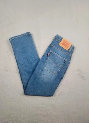 Jeans Levi's 511 Bleu W25L26 Taille 34 Coupe Slim Femme Coton Vintage Neuf sans étiquette #141, merk: Levi's, staat: Heel goed, maat: XS / 34 / 6, € 21,99, € 23,79 inclusief Kopersbescherming Pro