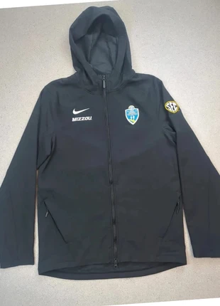 Veste softshell Nike noire | Broderies Mizzou & SEC | Capuche | Taille S Homme, marque: Nike, état: Bon état, taille: S, 26,00 €, 28,00 € Protection acheteurs (Pro) incluse