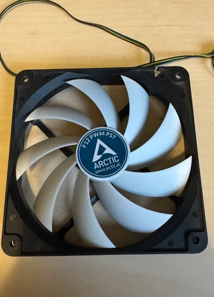 Ventilateur artic 120mm reversed, brand: artic, condition: Very good, €2.00, €2.80 includes Buyer Protection