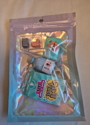 Miniverse! Cafe4! Beerenstückchen! Neu!, marque: Miniverse, état: Comme neuf, 6,00 €, 7,00 € Protection acheteurs incluse