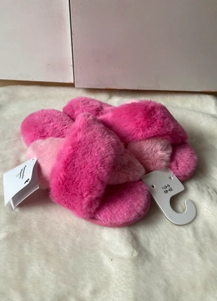 Ciabatte/pantofole pelose 39/40, marque: Flying Tiger, état: Neuf avec étiquette, taille: 39, 3,50 €, 4,38 € Protection acheteurs incluse