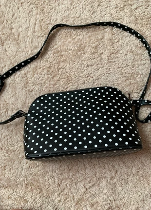 Bolso de lunares Bershka, marque: Bershka, état: Neuf sans étiquette, 15,00 €, 16,45 € Protection acheteurs incluse