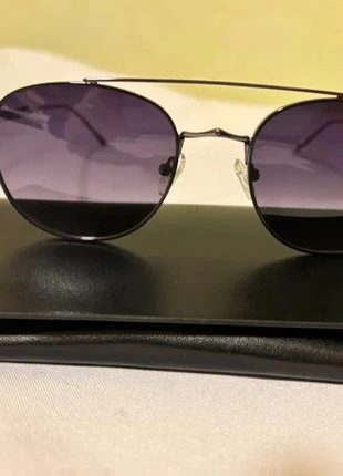 Lunettes de soleil aviateur YEVE boutique noires homme/femme métal 55 Neuf étui cadeau Noël, marque: Yeve, état: Neuf sans étiquette, 59,00 €, 62,65 € Protection acheteurs incluse