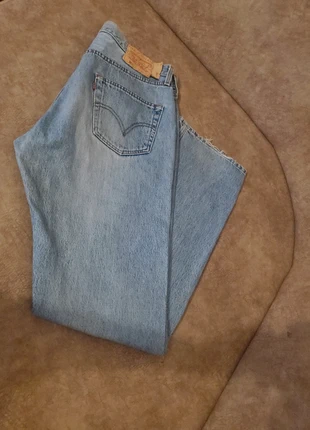 Pantalon jeans levi's jambes larges grandes t.44, brand: Levi's, condizioni: Ottime, taglia: IT 44 | W34, €25.00, €26.95 include la Protezione acquisti