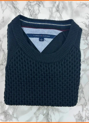 Pull Tommy Hilfiger Noir / Col V / Logo brodé / Taille L grande taille Femme, marca: Tommy Hilfiger, estado: Muy bueno, tamaño: L / 40 / 12, 23,00 €, 24,85 € Protección al comprador incluida