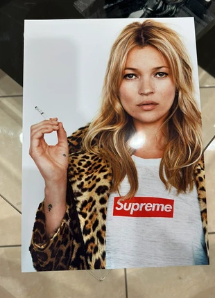 Quadro Supreme Kate Moss, marque: Supreme, état: Neuf avec étiquette, 5,00 €, 5,95 € Protection acheteurs incluse