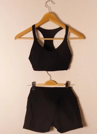 Ensemble brassière à coques taille XS + short myprotein taille XXS couleur noir, marca: MyProtein, estado: Muito bom, tamanho: XXS / 32 / 4, €27.00, €29.05 inclui Proteção do Comprador Pro